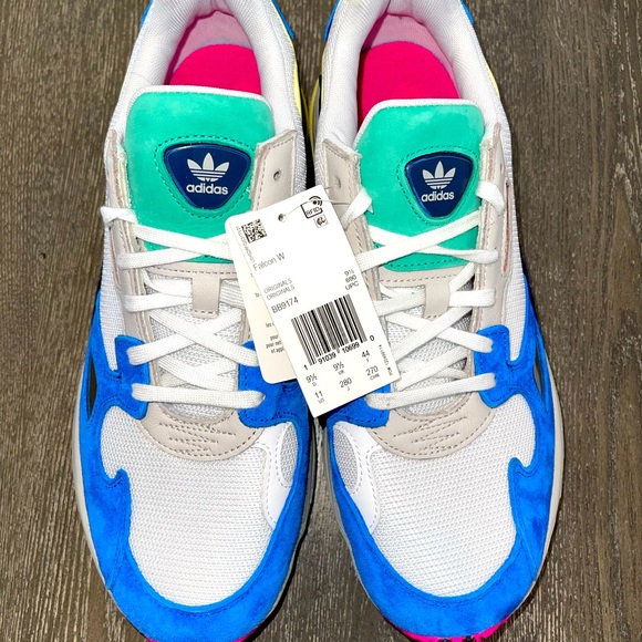 Shoes - Picture 1 of 4
